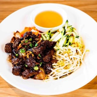 Filet Mignon Shaken Beef Vermicelli Bowl
