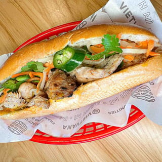 LEMONGRASS CHICKEN BANH MI